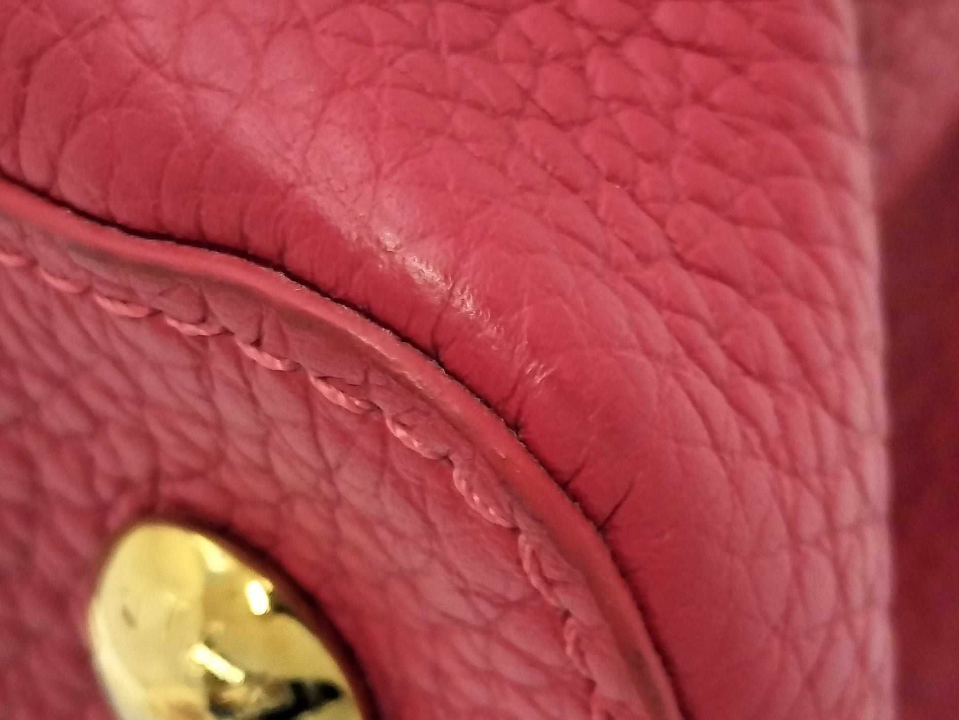 LOUIS VUITTON Capucines MM Taurillon Leather 2-Way Handbag