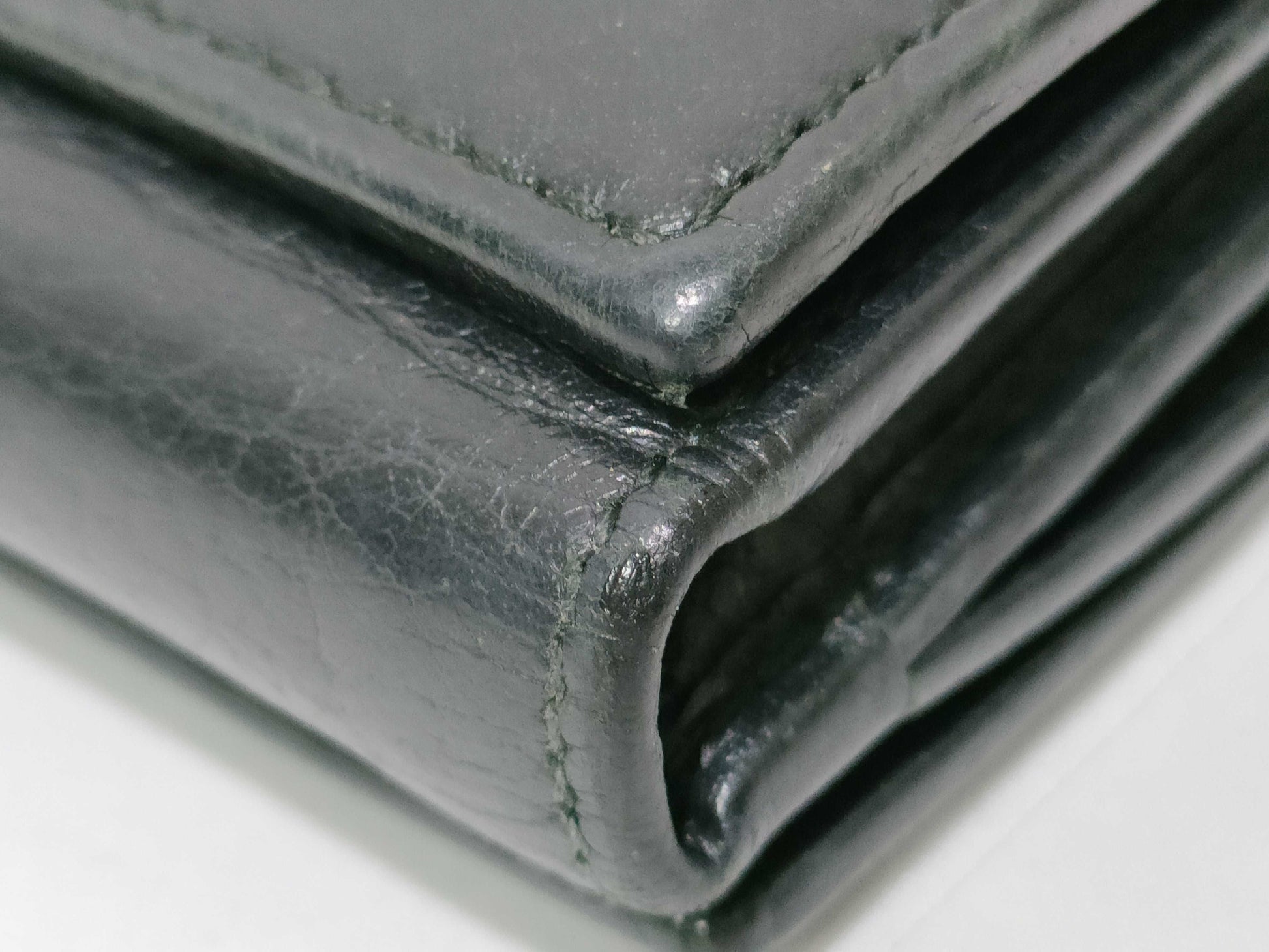 GUCCI Guccissima Tri-fold Wallet