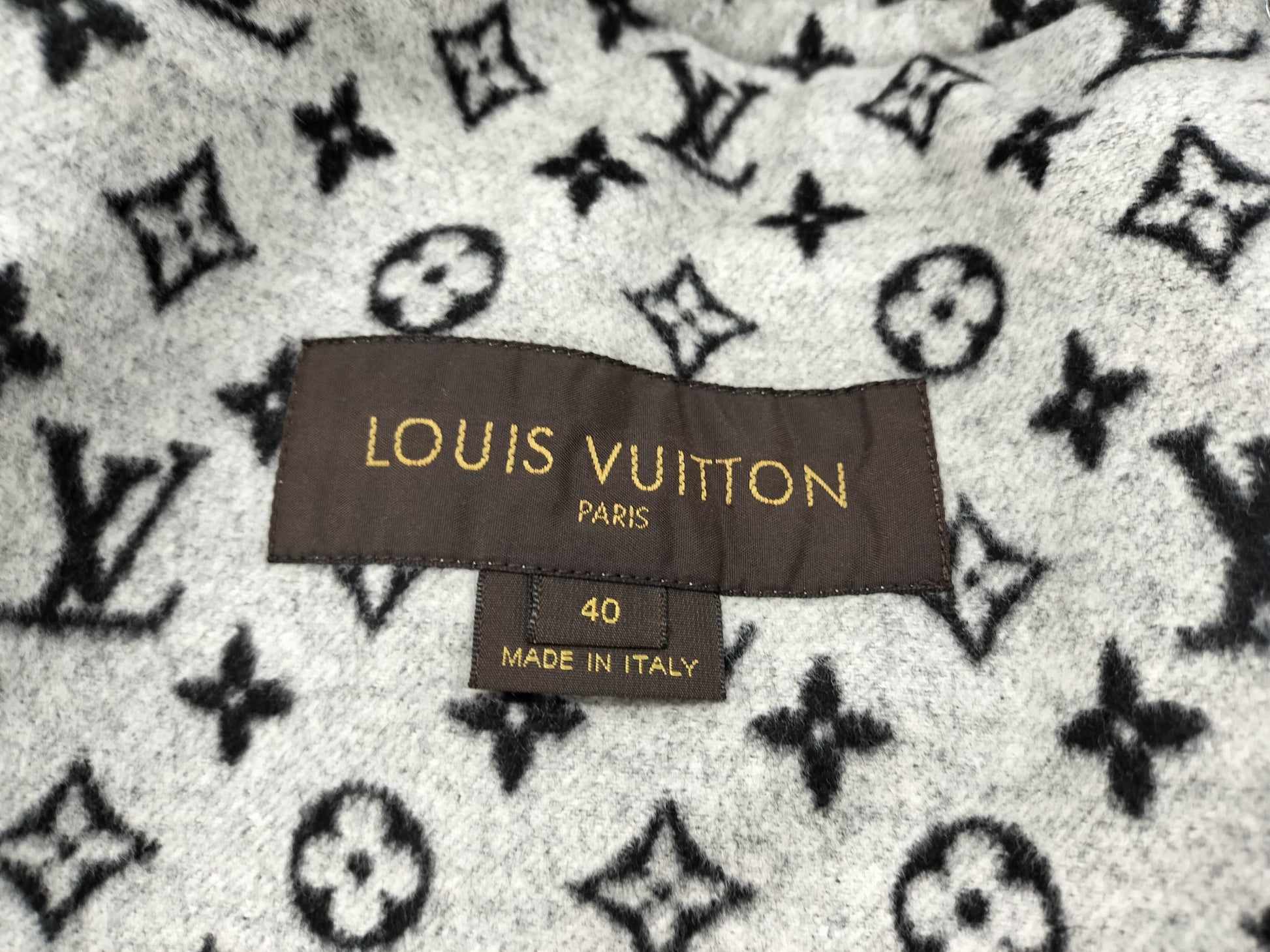 LOUIS VUITTON Louis Vuitton Coat 40 Coat