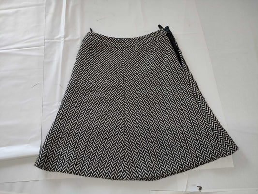 GIORGIO ARMANI size 38 skirt