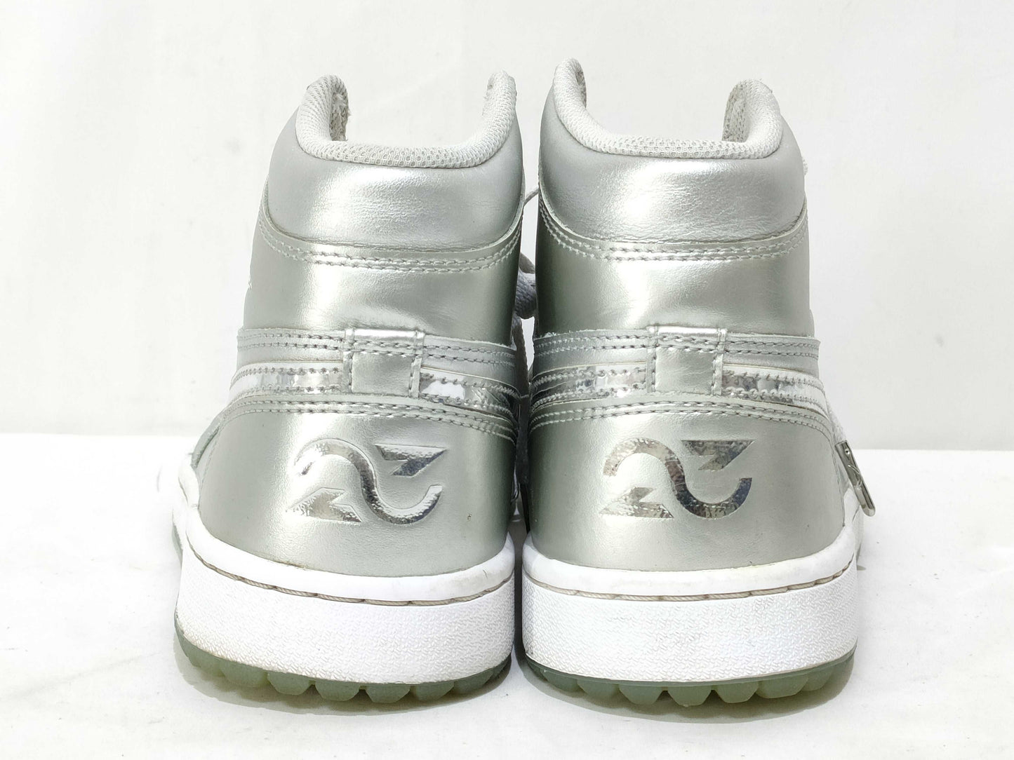 NIKE NIKE high-top sneakers silver sneakers