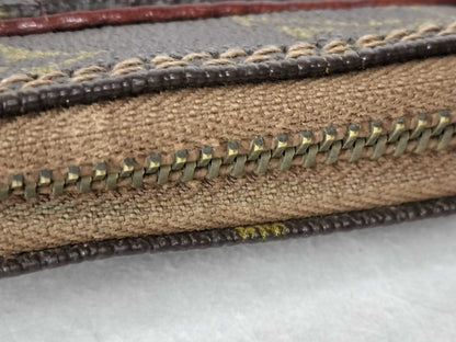 LOUIS VUITTON Monogram Louis Vuitton 2-Piece Bag Set, Large Quantity Shoulder Bags