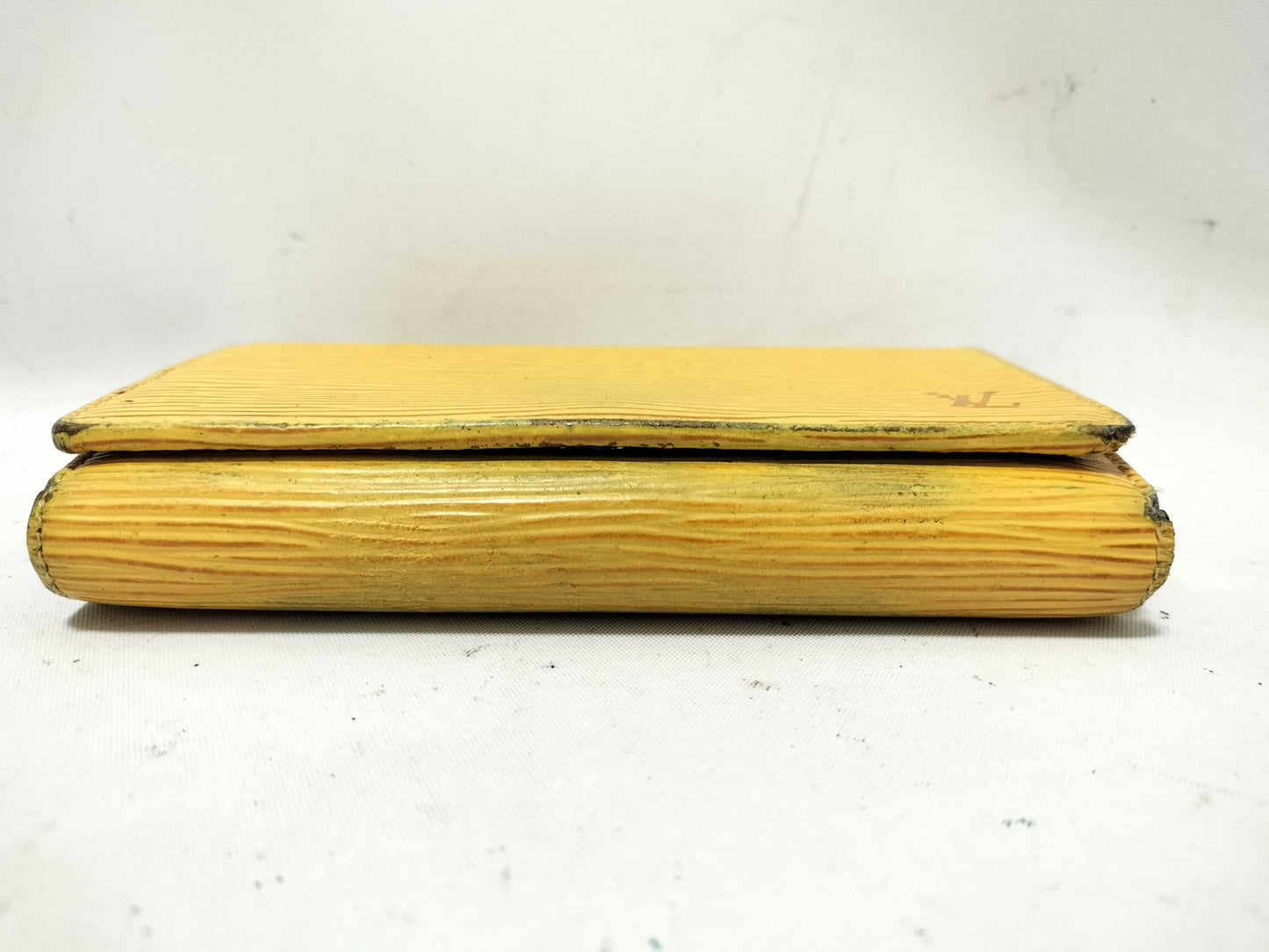 LOUIS VUITTON Epi Louis Vuitton Epi Wallet