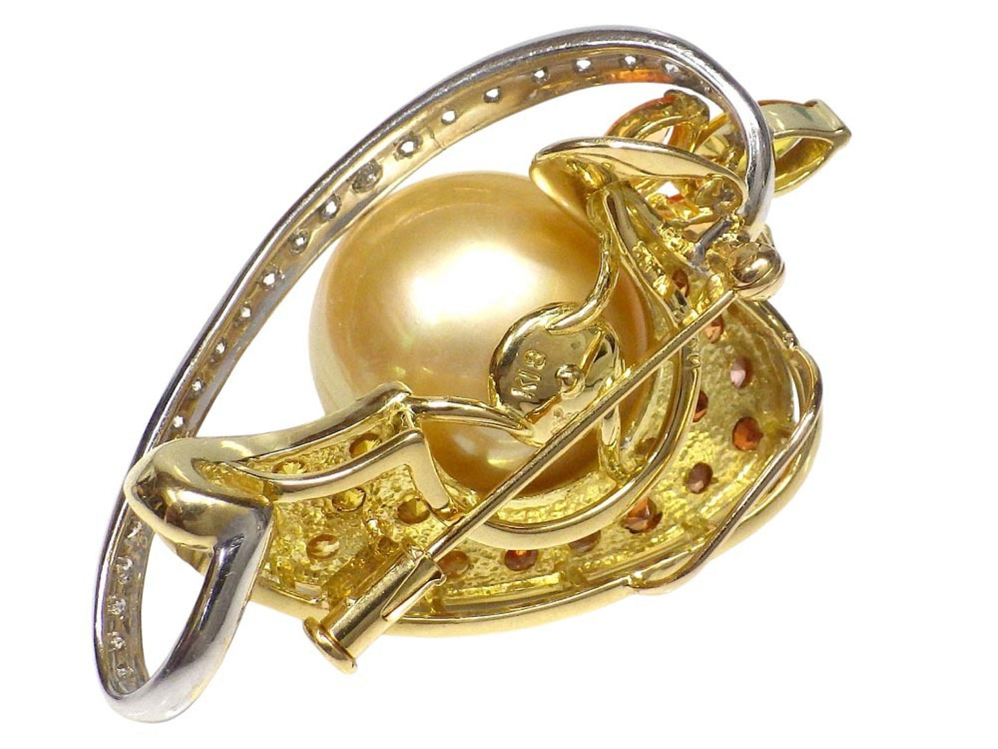 South Sea Pearl, Diameter: Approx. 16.3mm, S1.53/0.91ct, D0.62ct, 18K Gold, 17.1g, Brooch 