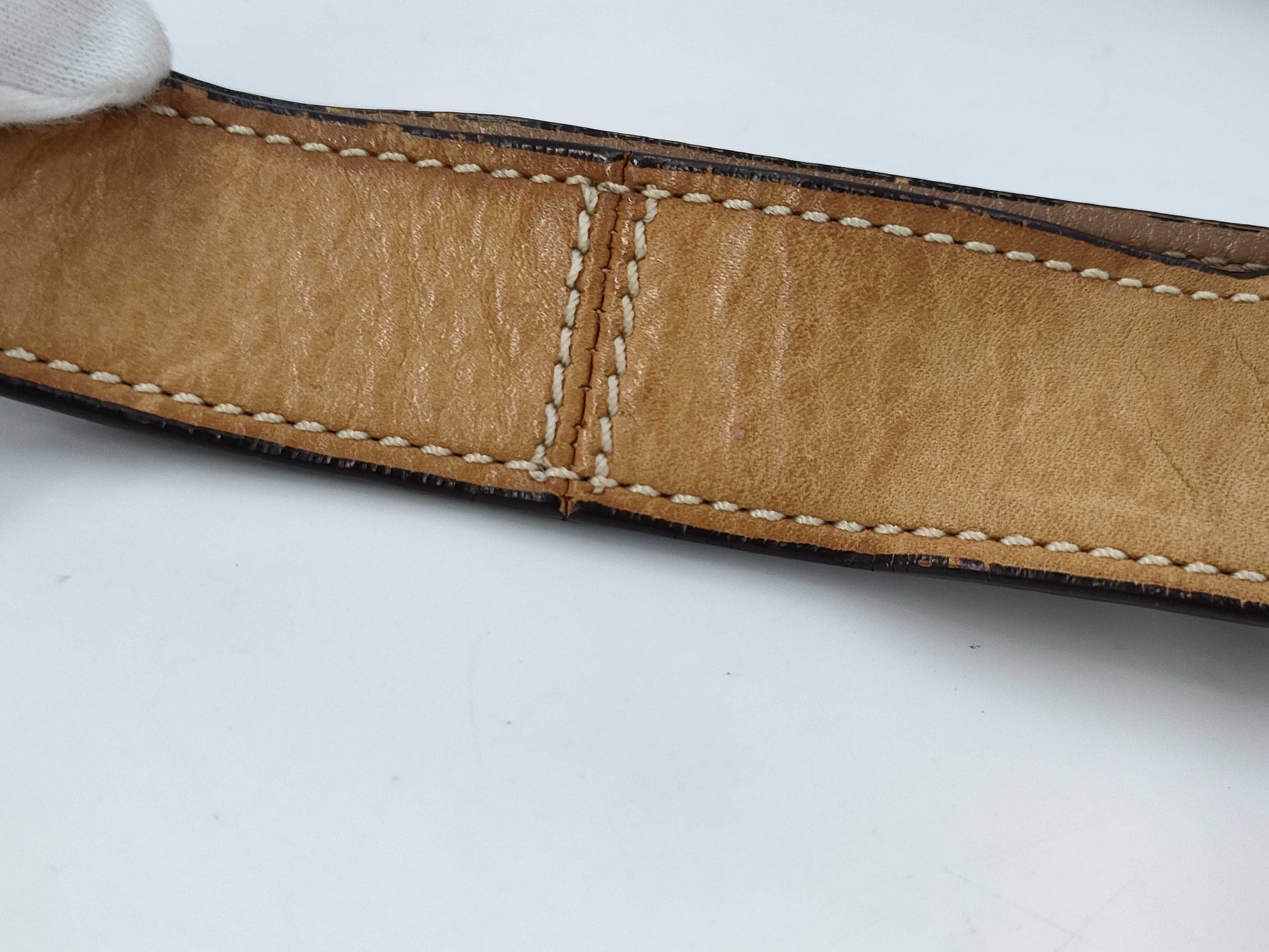 COACH Signature 10561 Shoulder Bag