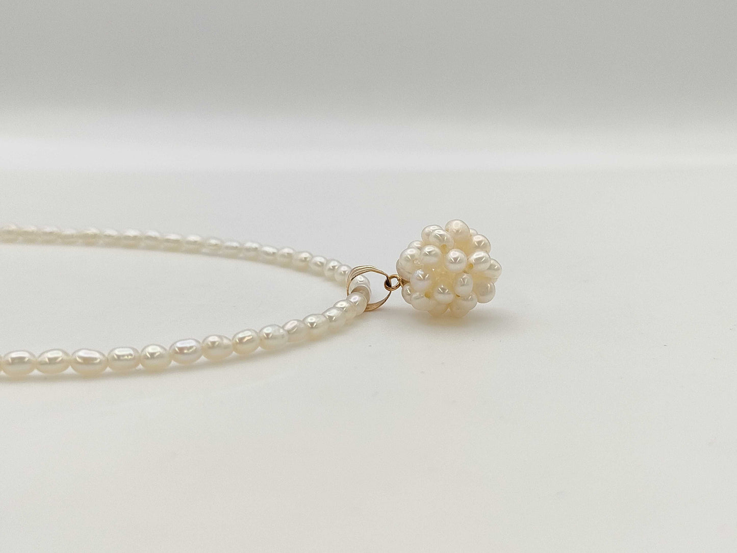 Semi-round pearl, diameter approx. 2.2-2.9mm, 18K gold, 12.3g, other accessories 