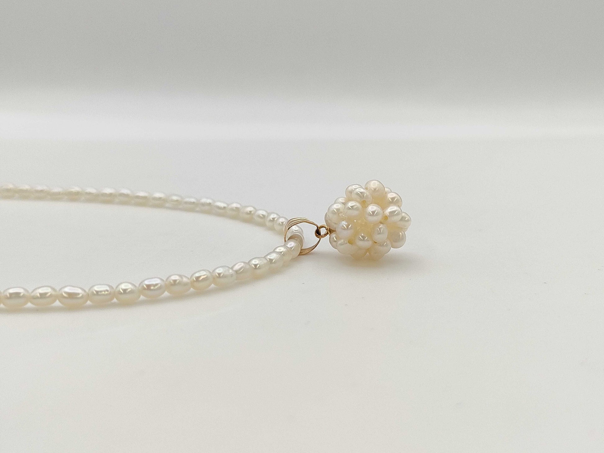 Semi-round pearl, diameter approx. 2.2-2.9mm, 18K gold, 12.3g, other accessories 