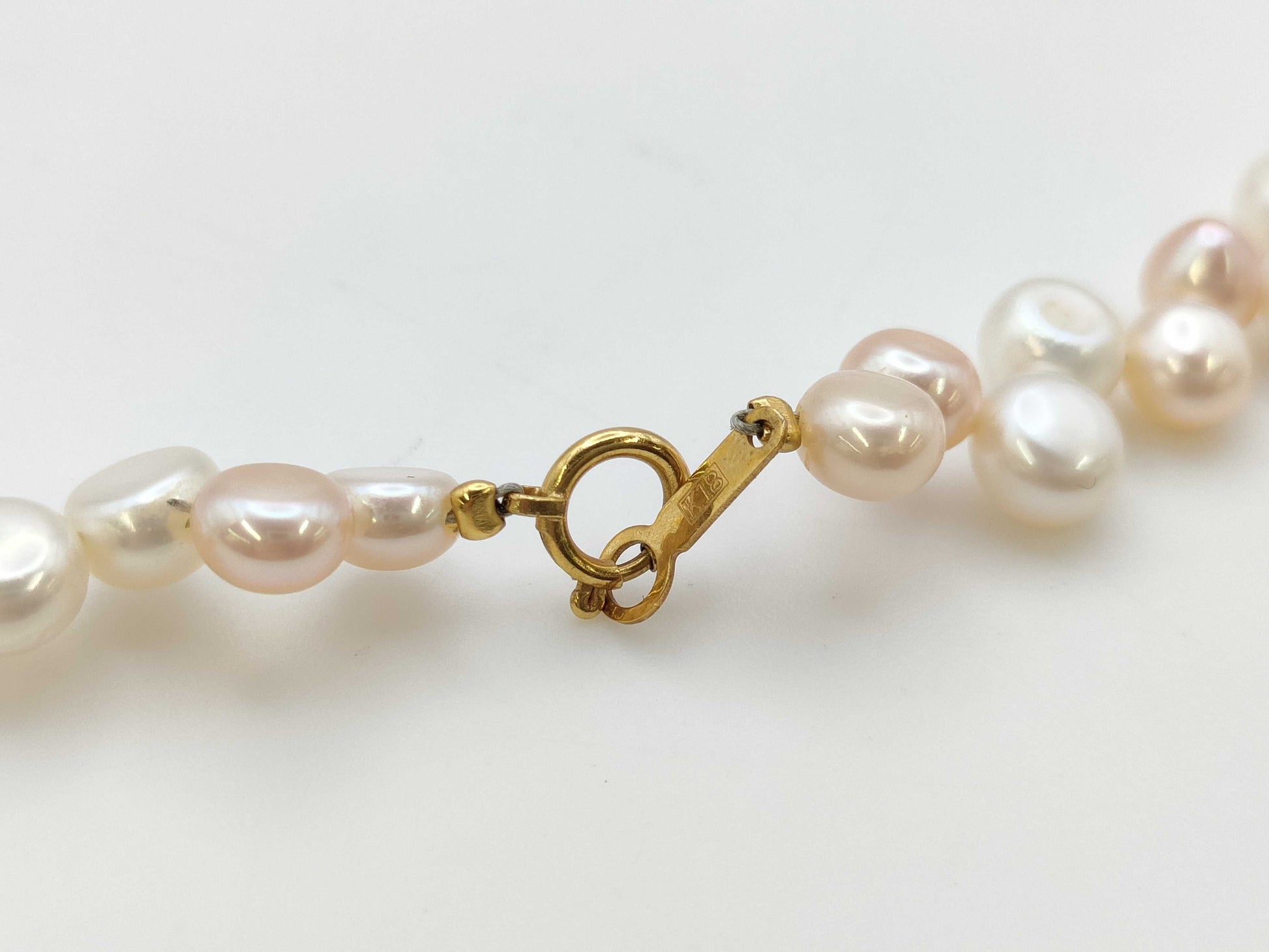 Semi-round pearl, diameter approximately 5.5-5.9mm, 18K gold, 19.8g, necklace 