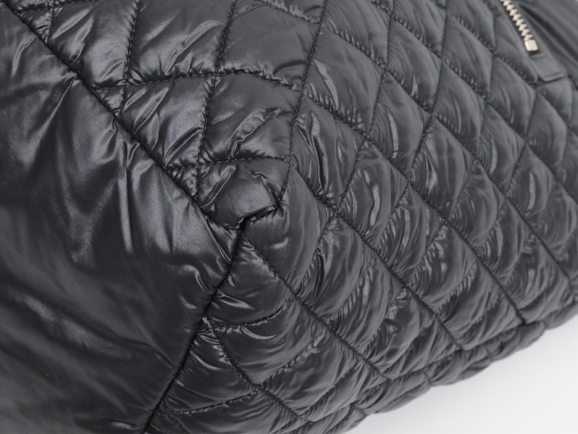 CHANEL Coco Cocoon TGM 60 No. 14 Boston Bag