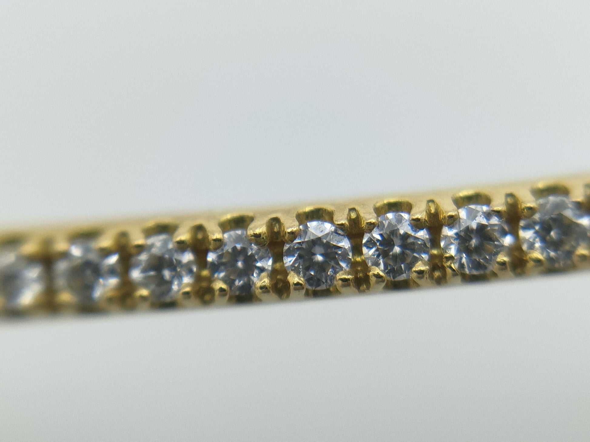 Tiffany & Co. T Smile Diamond Bracelet/Bangle in Yellow Gold and AU750, 2.6g 