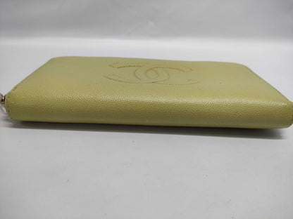 CHANEL Caviar Skin Coco Mark Wallet