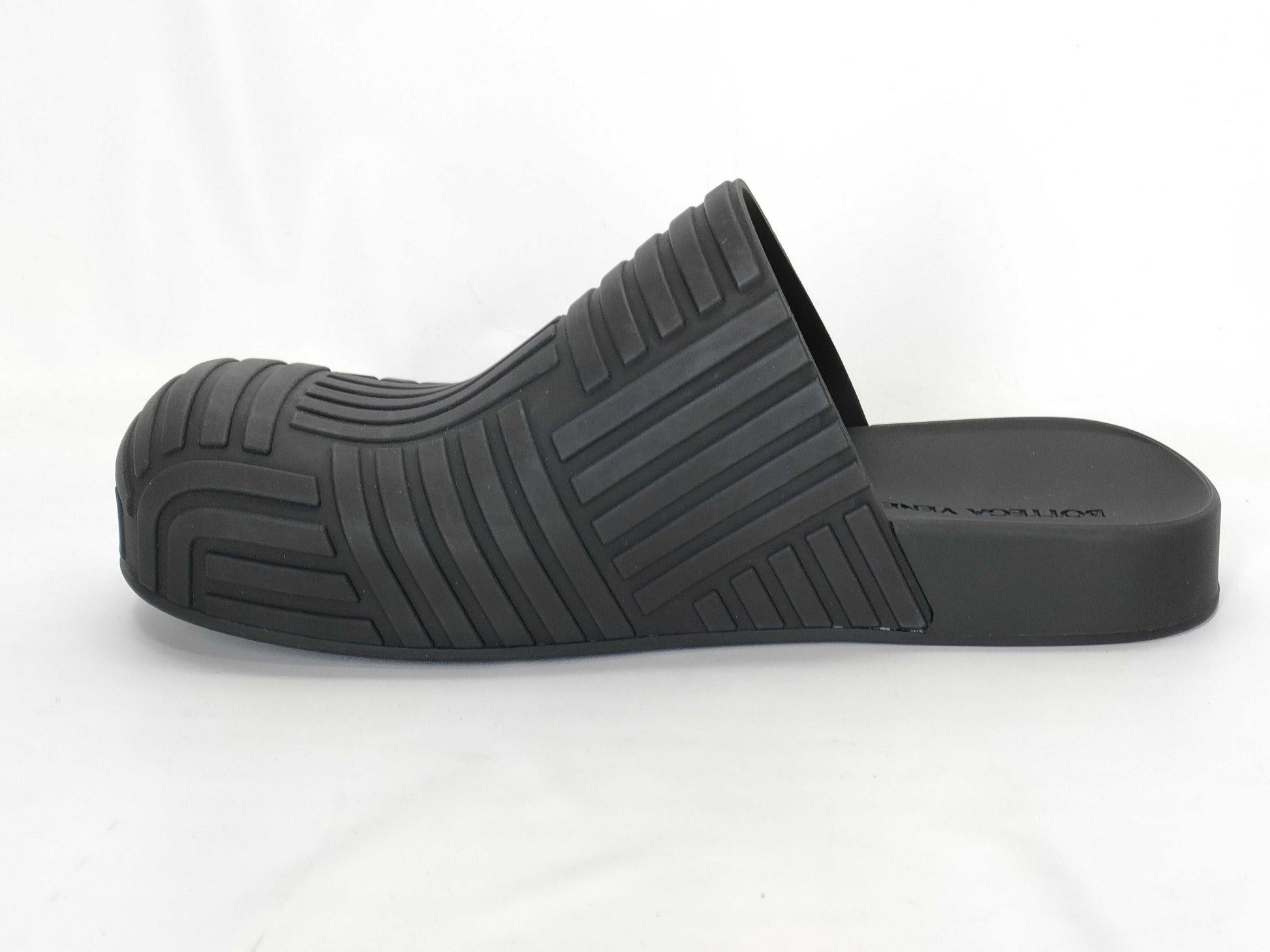 BOTTEGA VENETA Black Rubber Sandals