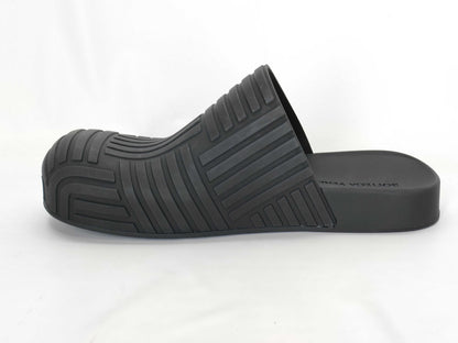 BOTTEGA VENETA Black Rubber Sandals