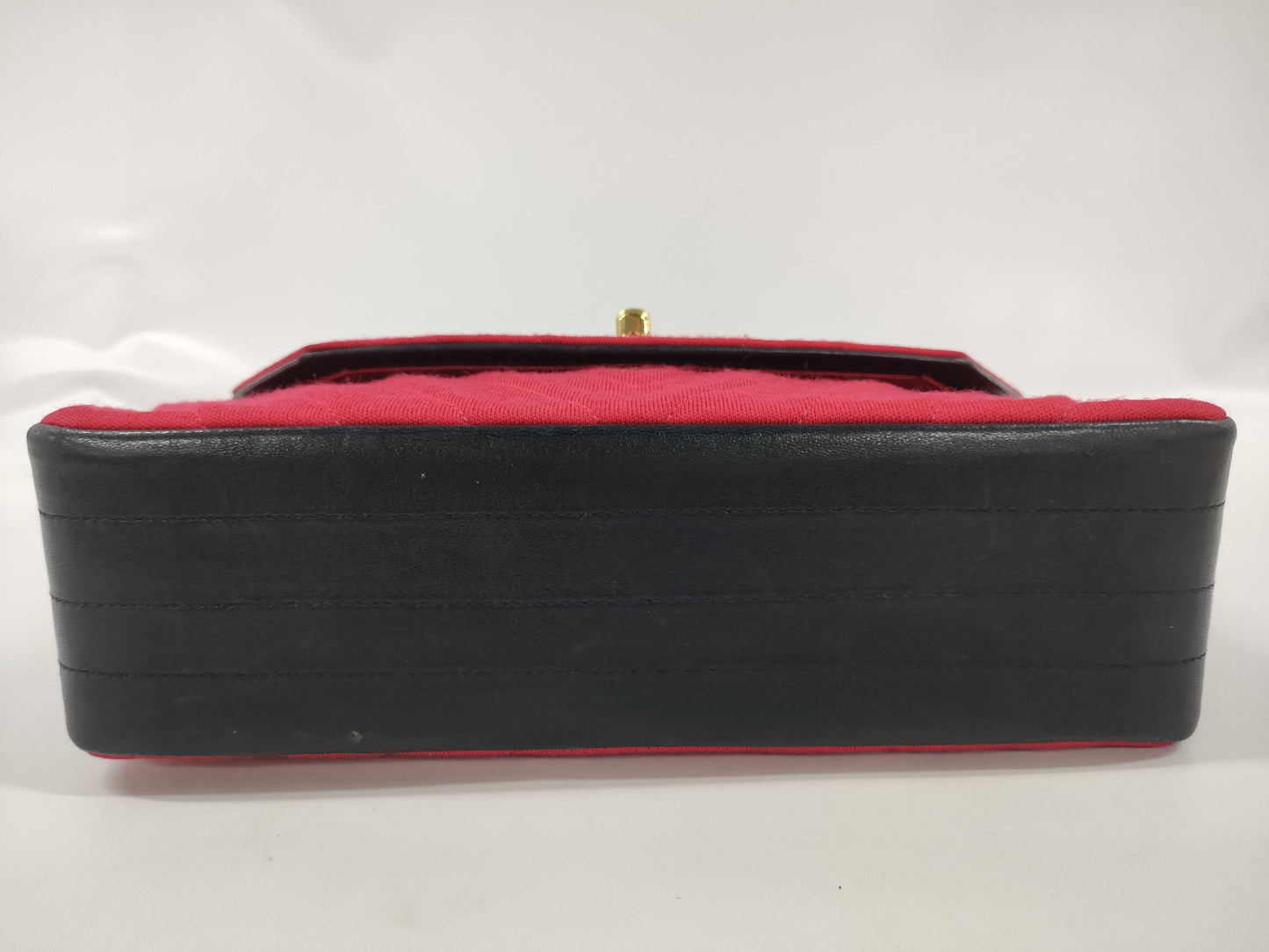 CHANEL Matelasse V-Stitch Chain Shoulder Bag, Cotton, Red