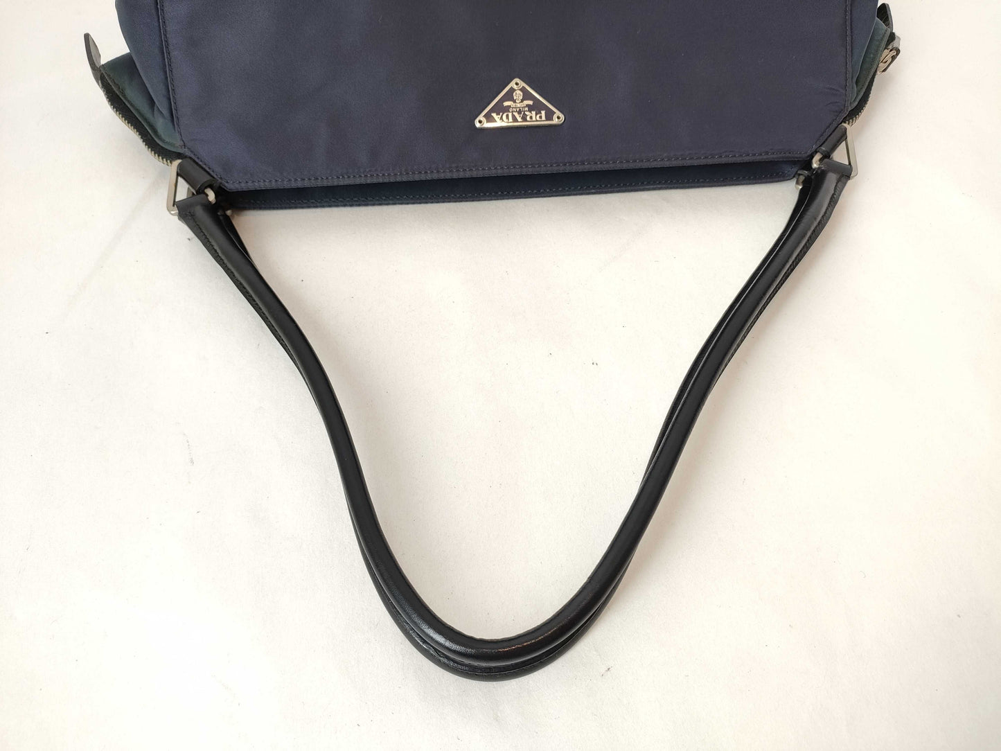 PRADA B11095 Nylon Semi-Shoulder Bag, Handbag, Tote Bag, Nylon Triangle Plate, Navy Blue