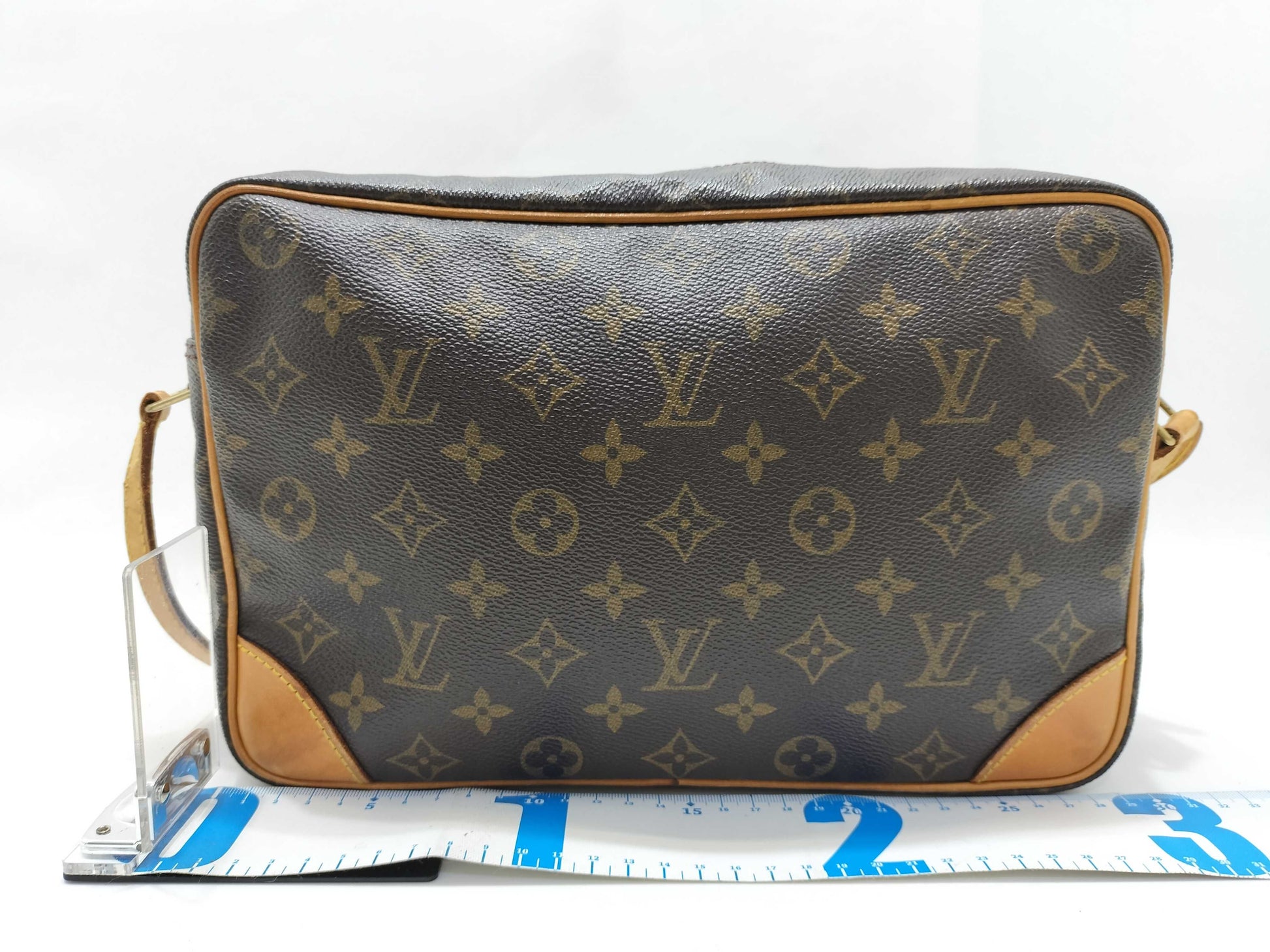 LOUIS VUITTON Monogram Trocadero MB0051 Shoulder Bag