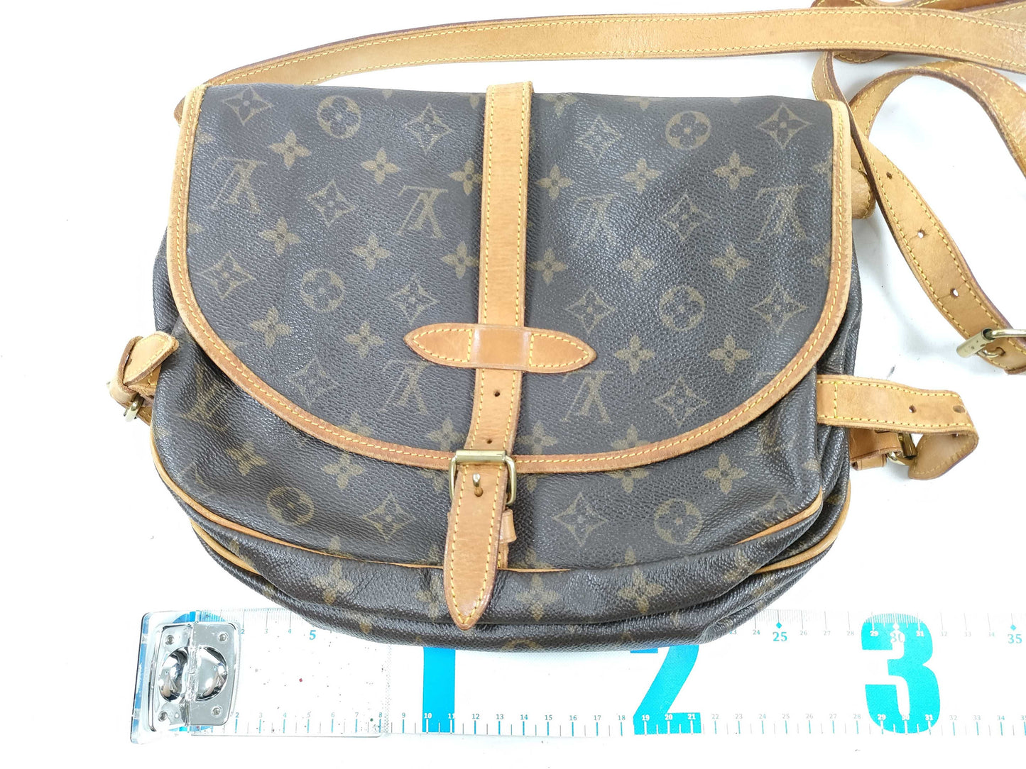 LOUIS VUITTON Monogram M42256 Saumur Shoulder Bag