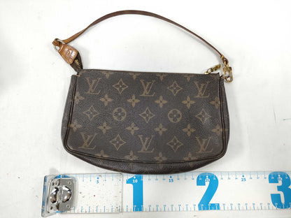 LOUIS VUITTON Monogram M51980 Pochette Accessoires Pouch