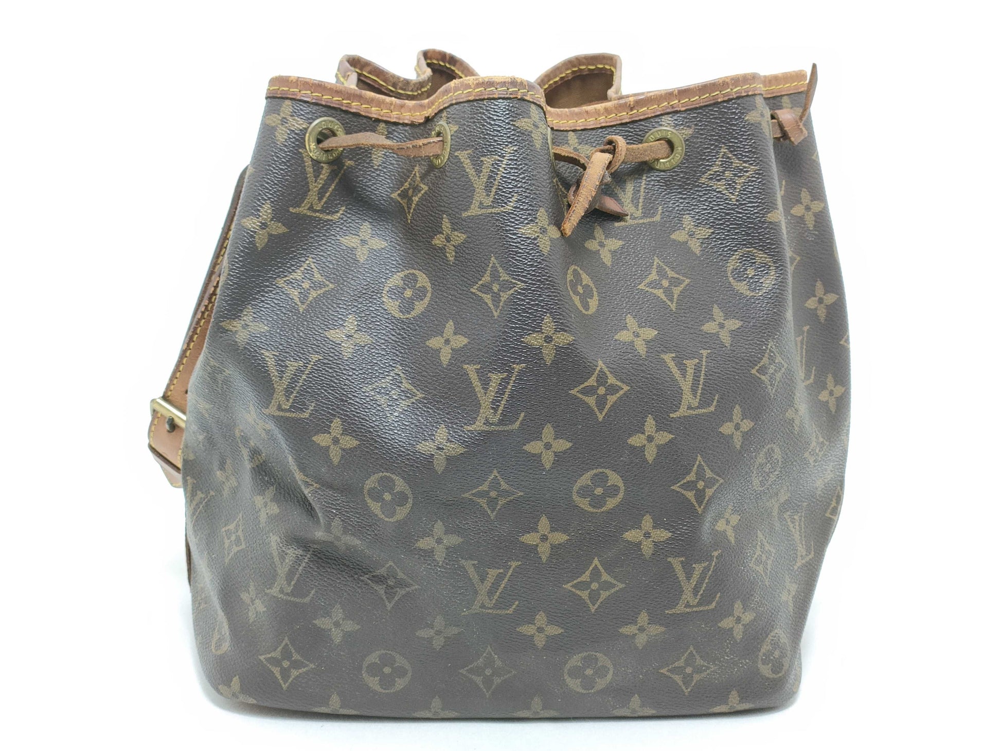 LOUIS VUITTON Monogram Shoulder Bag Monogram M42226 AR0943 Petit Noe Shoulder Bag