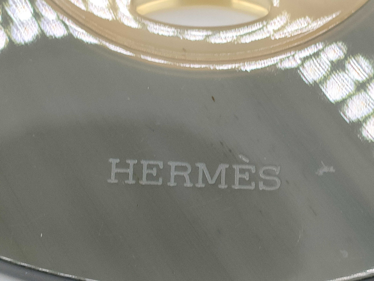 HERMES Lift GM Buffalo Horn Necklace in Black/Gray