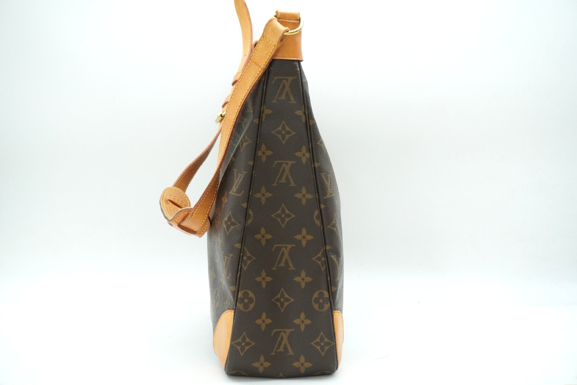 LOUIS VUITTON Monogram Boulogne 35 M51260 Shoulder Bag