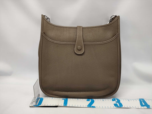 HERMES Evelyn 3 Taurillon Clemence Etoupe B Stamped Shoulder Bag