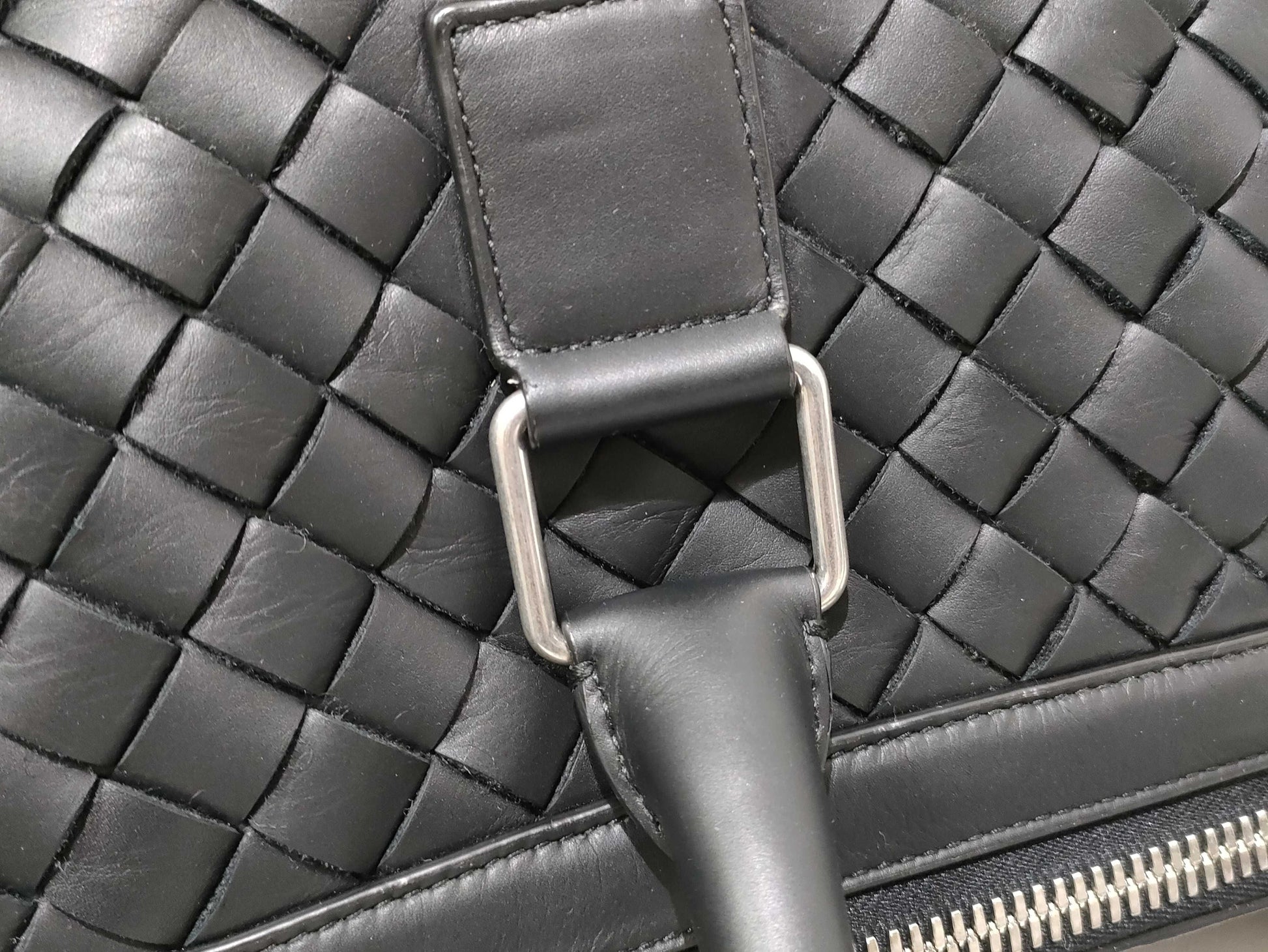 BOTTEGA VENETA Intrecciato Leather 2-Way Black Boston Bag