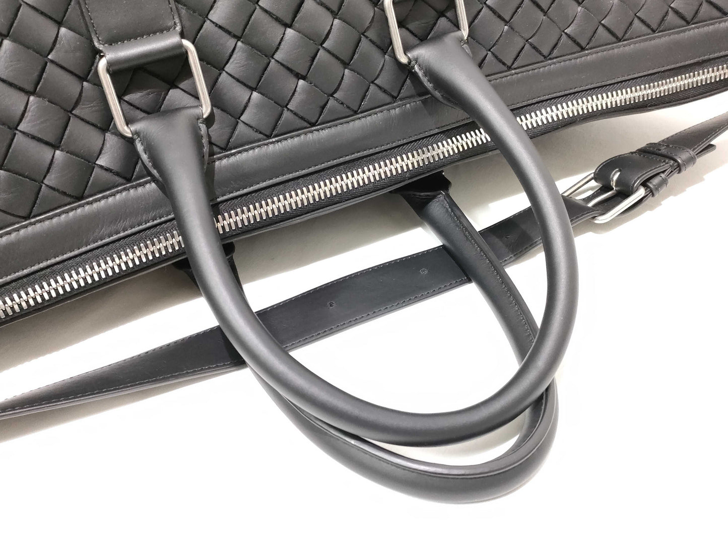 BOTTEGA VENETA Intrecciato Leather 2-Way Black Boston Bag