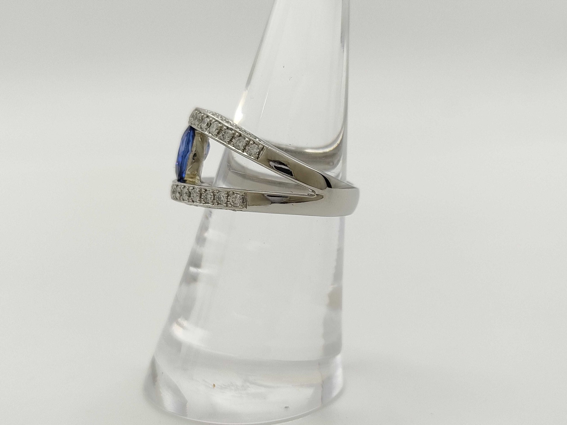 S1.596ct D0.575ct Pt900 12.8g Ring 