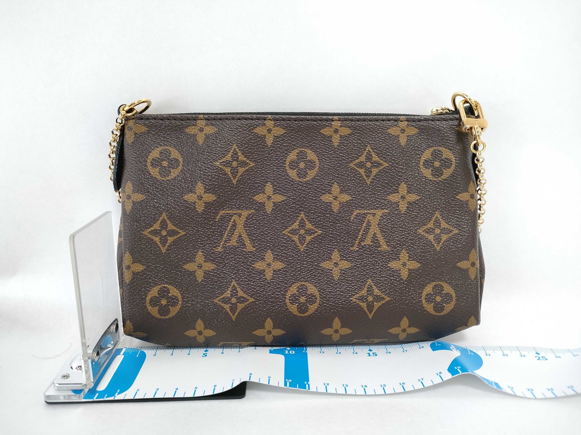 LOUIS VUITTON Monogram Pallas Clutch M41639 Shoulder Bag