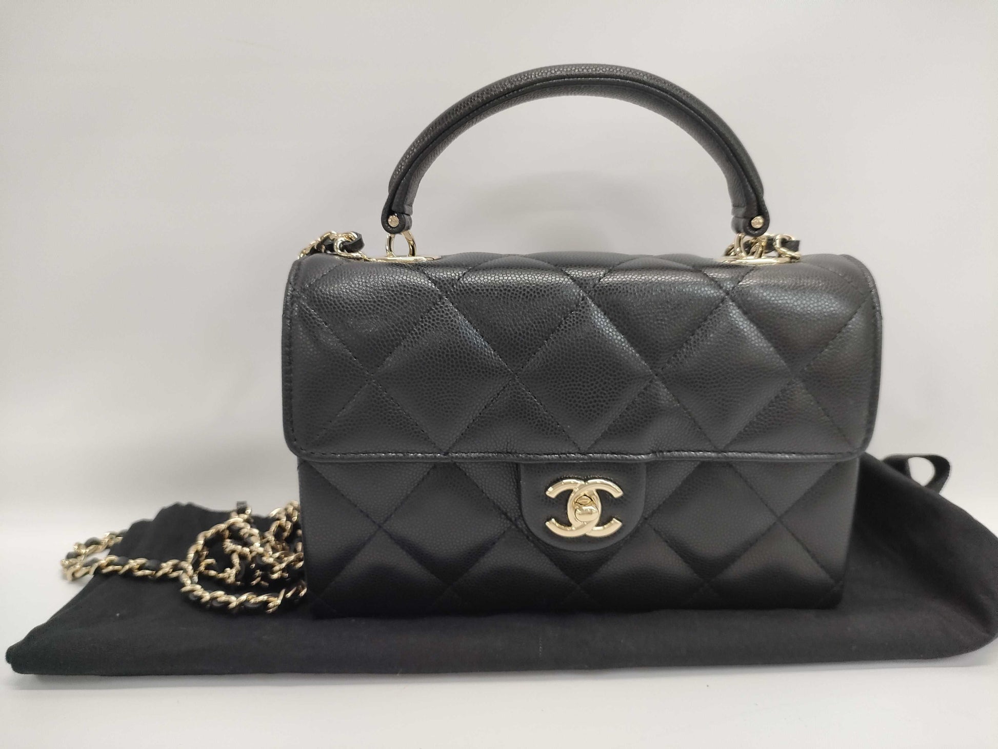 CHANEL Matelasse Top Handle Bag AP4568 Black with Gold Hardware and Caviar Leather, XULX3AP5, 2-Way Shoulder Bag/Handbag
