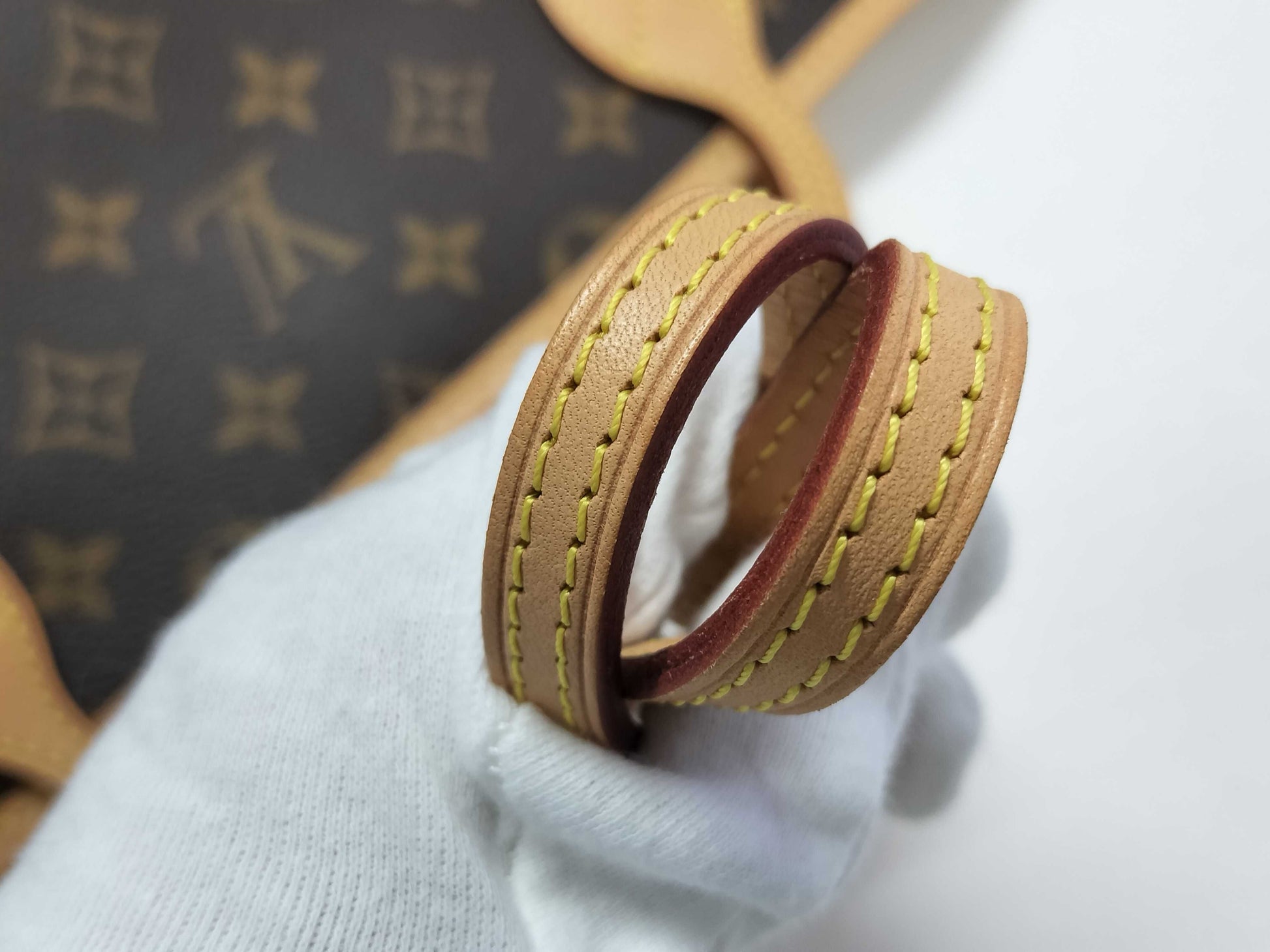 LOUIS VUITTON Monogram Neverfull GM Tote Bag with Pouch M40157