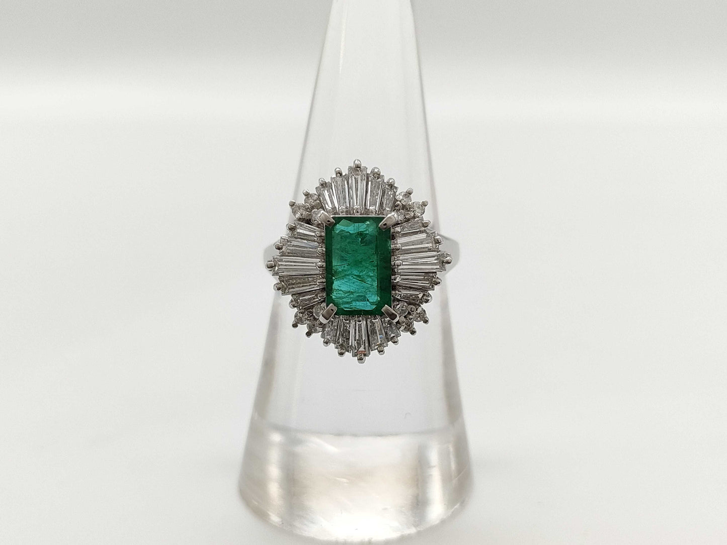 E1.30ct D1.11ct PT900 9.0g Ring 