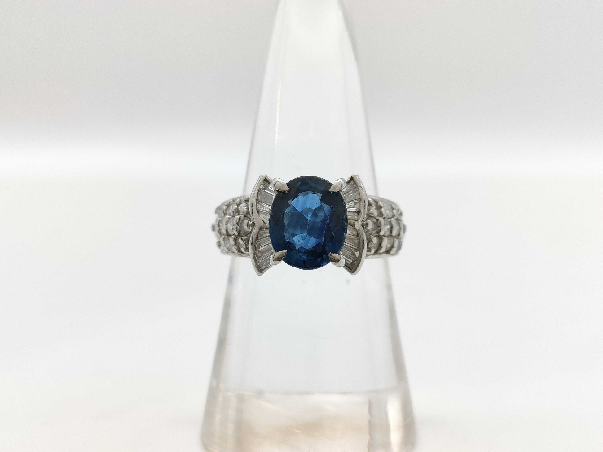 S2.50ct D0.70ct PT900 8.4g Ring 