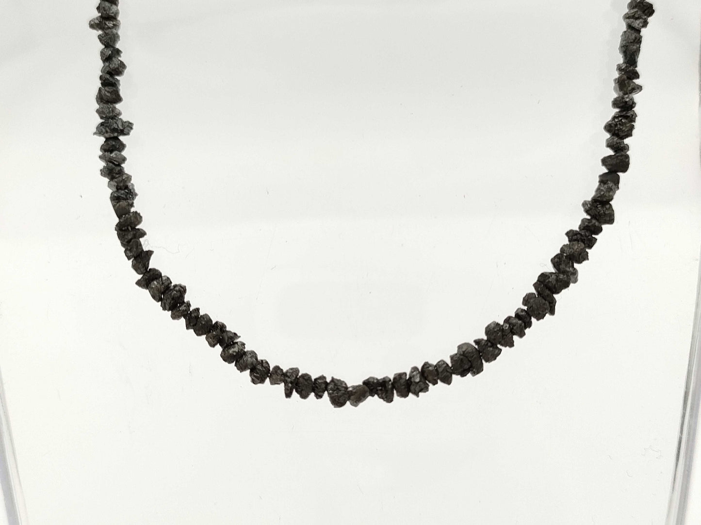 Colored Stone Metal Necklace 6.1g 