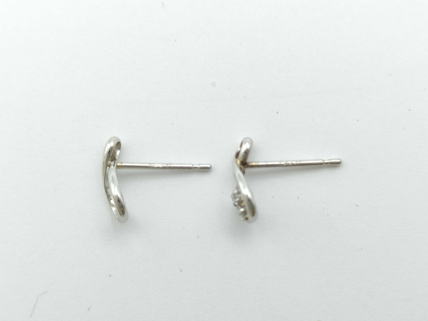 4℃ Diamond PT950 0.7g Earrings 