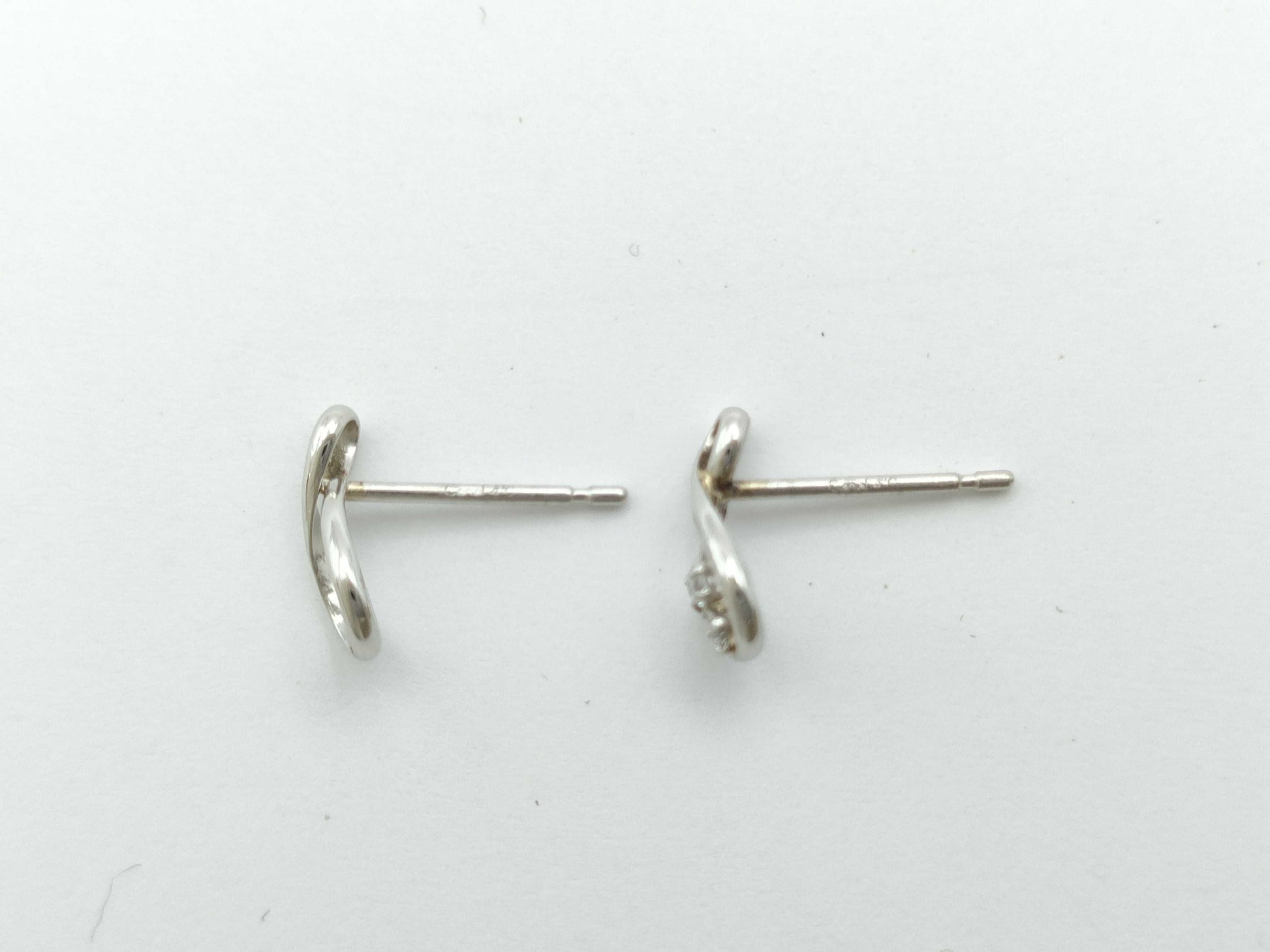 4℃ Diamond PT950 0.7g Earrings 