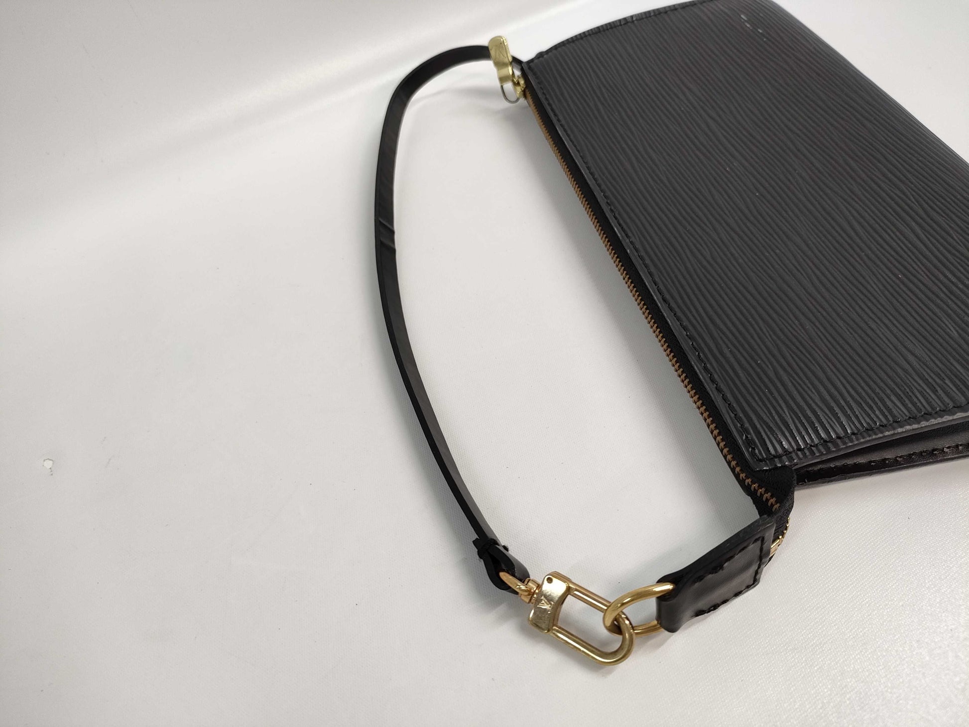 LOUIS VUITTON Epi Accessoires Handbag