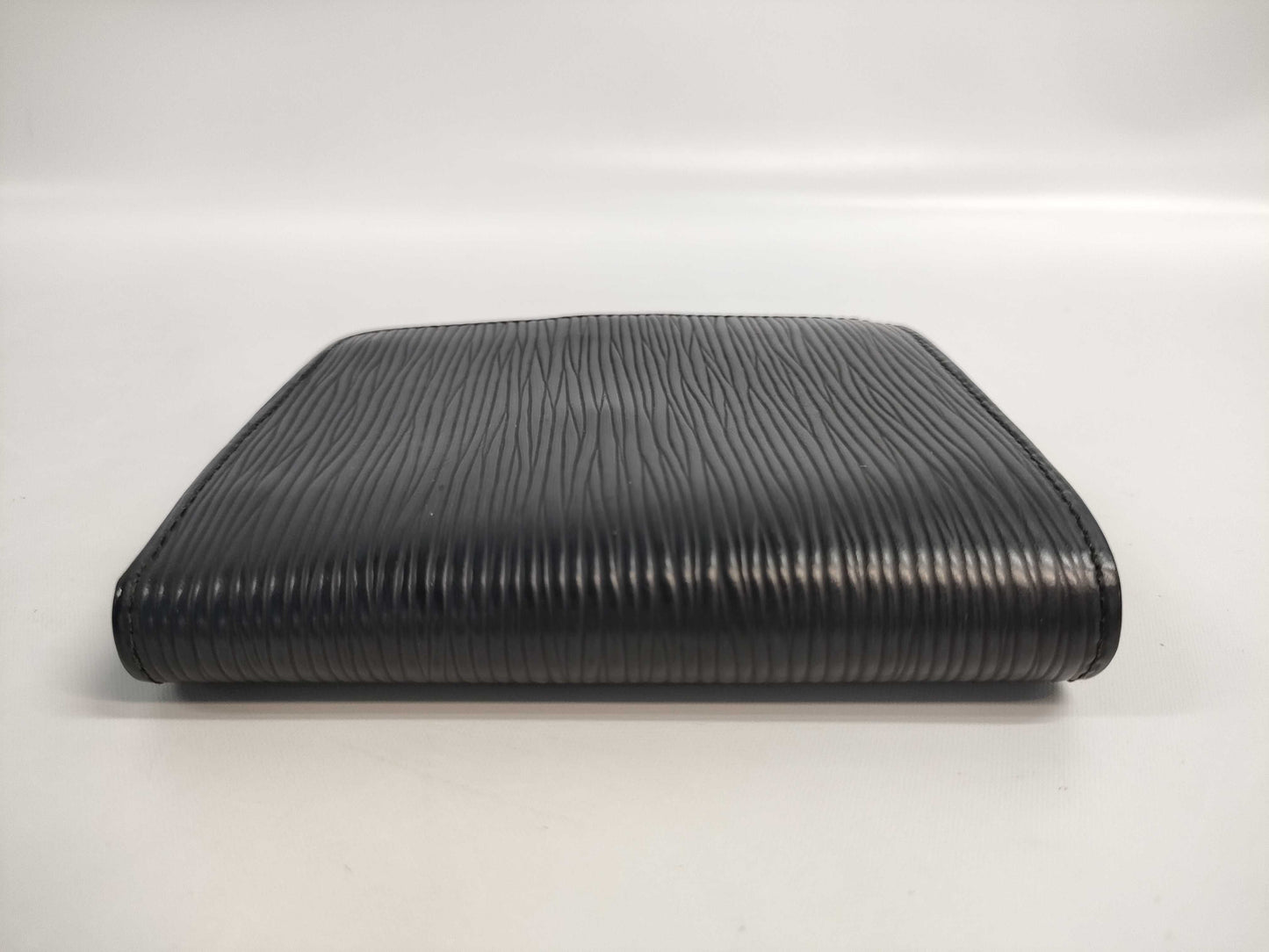 LOUIS VUITTON Epi Wallet