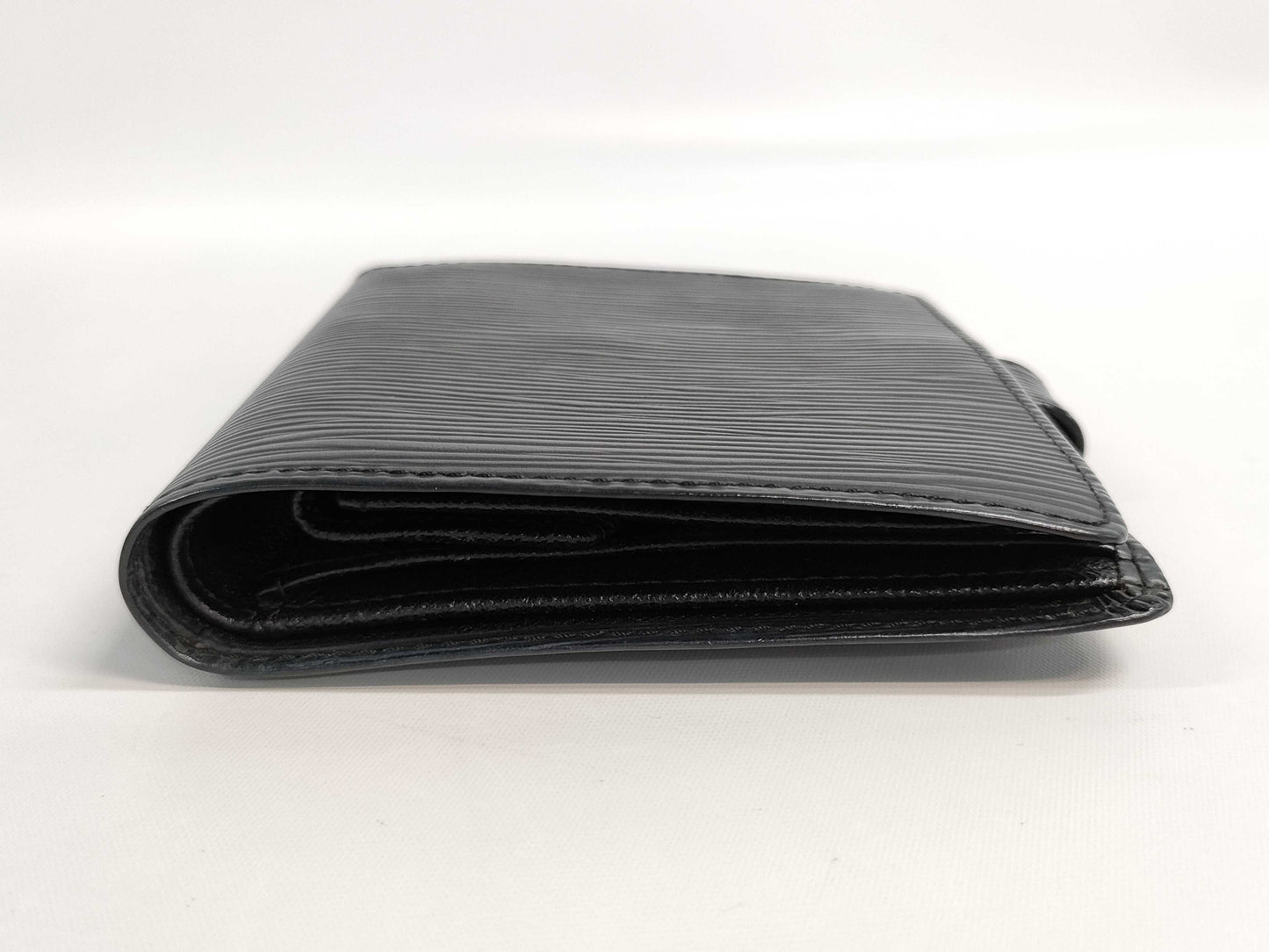 LOUIS VUITTON Epi Wallet