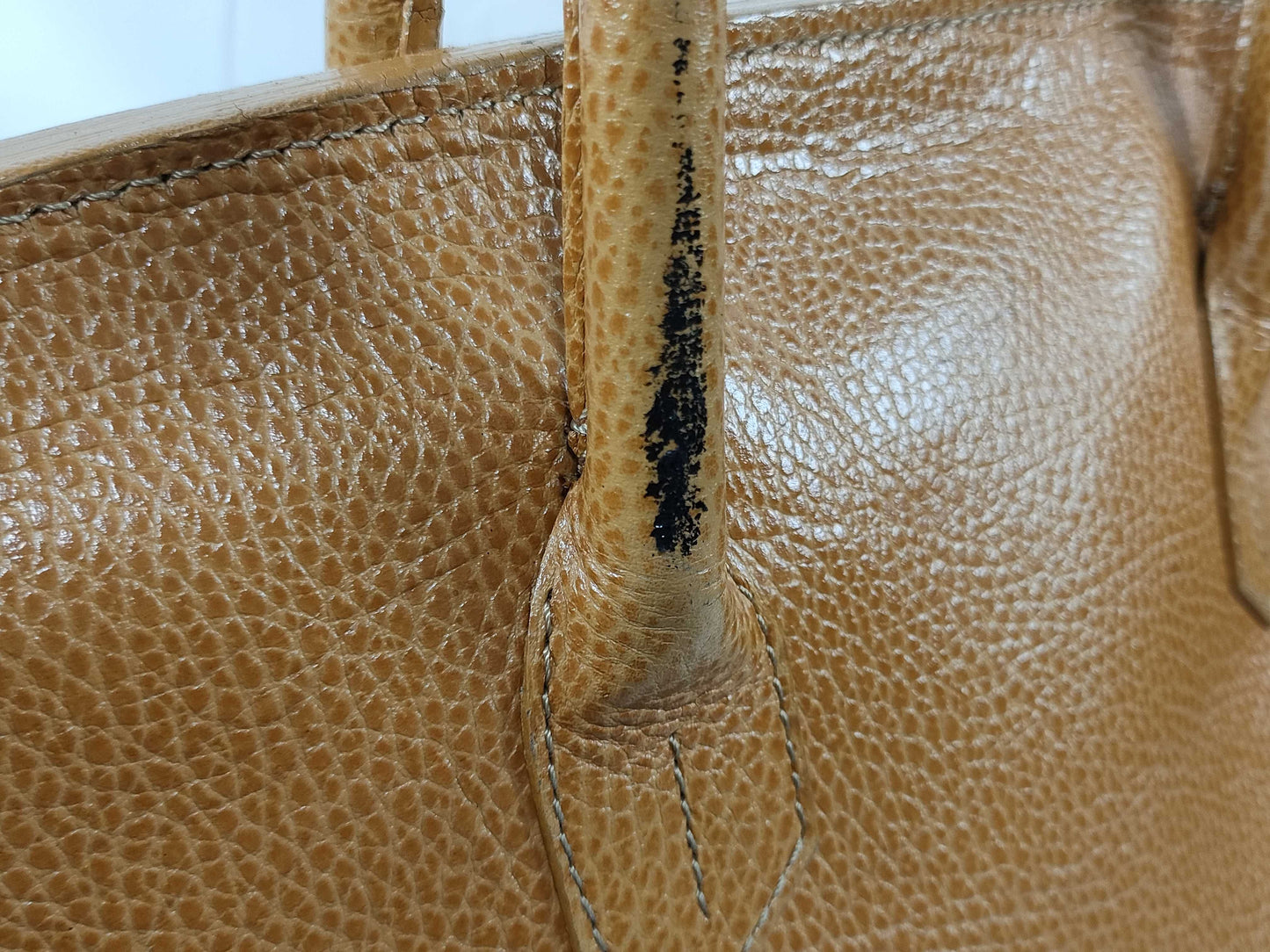 High-class leather handbag, camel color