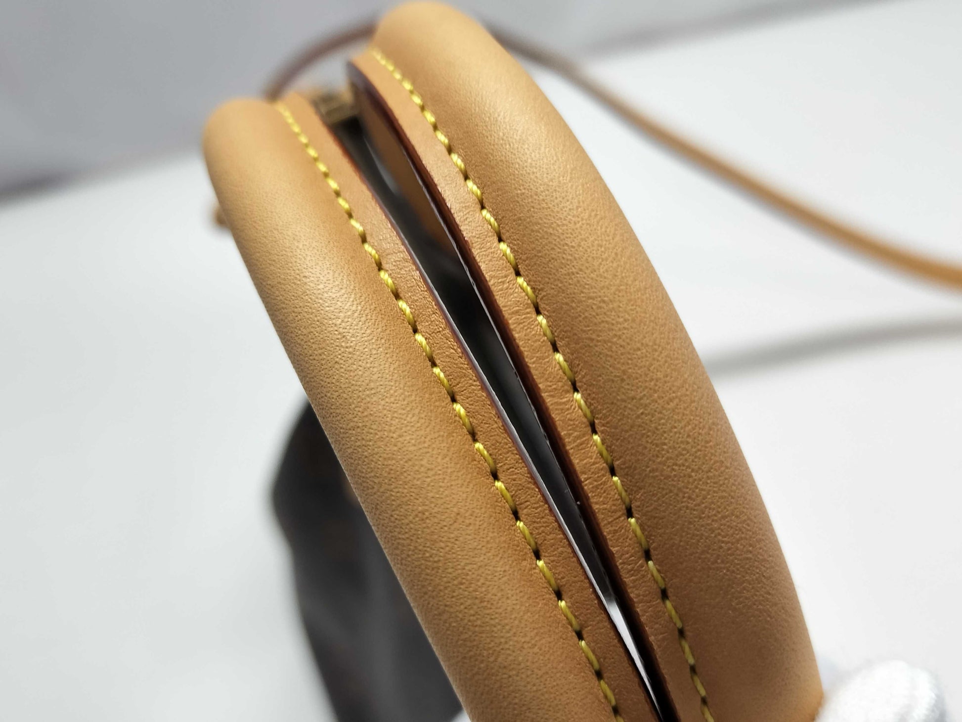 LOUIS VUITTON Monogram LV Monogram Turen Handbag Shoulder Bag Handbag