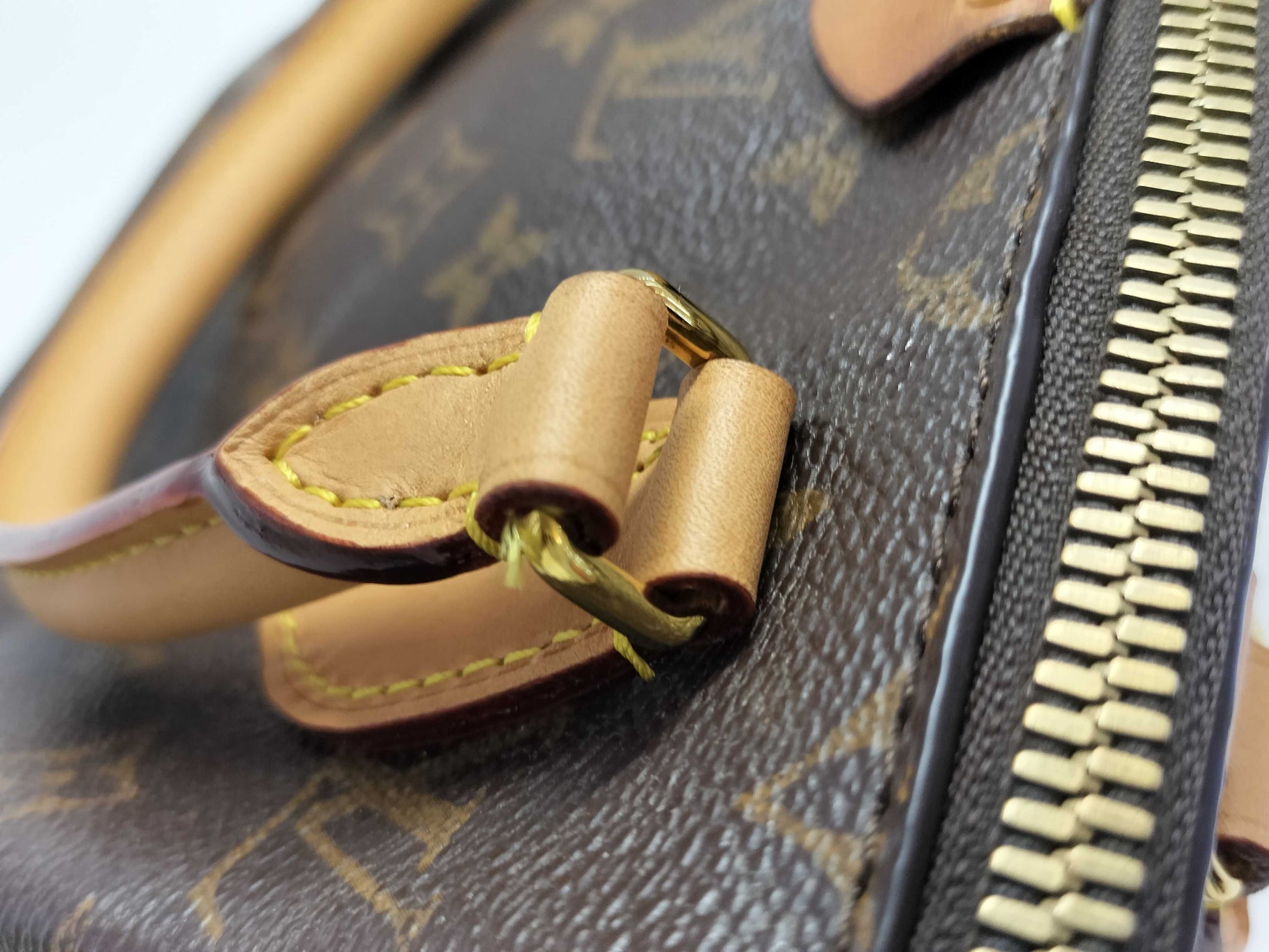 LOUIS VUITTON Monogram LV Monogram Turen Handbag Shoulder Bag Handbag