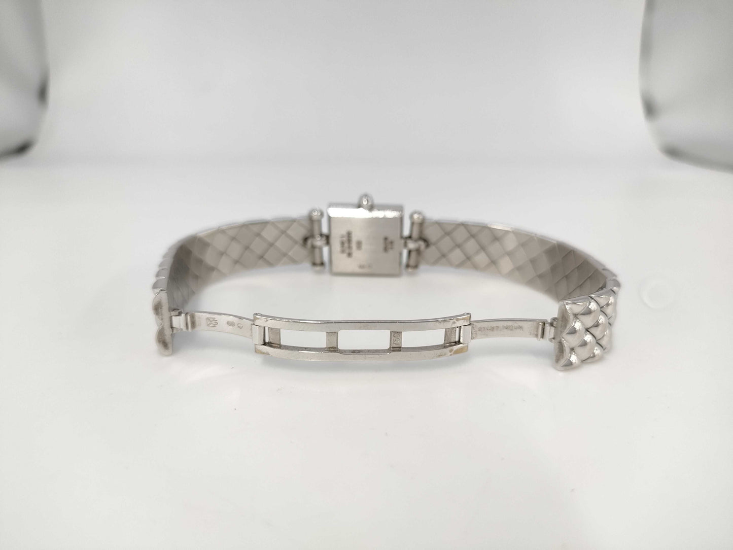 Van Cleef & Arpels Fantasy Calendar 322945B2 115478 Quartz Women's Watch