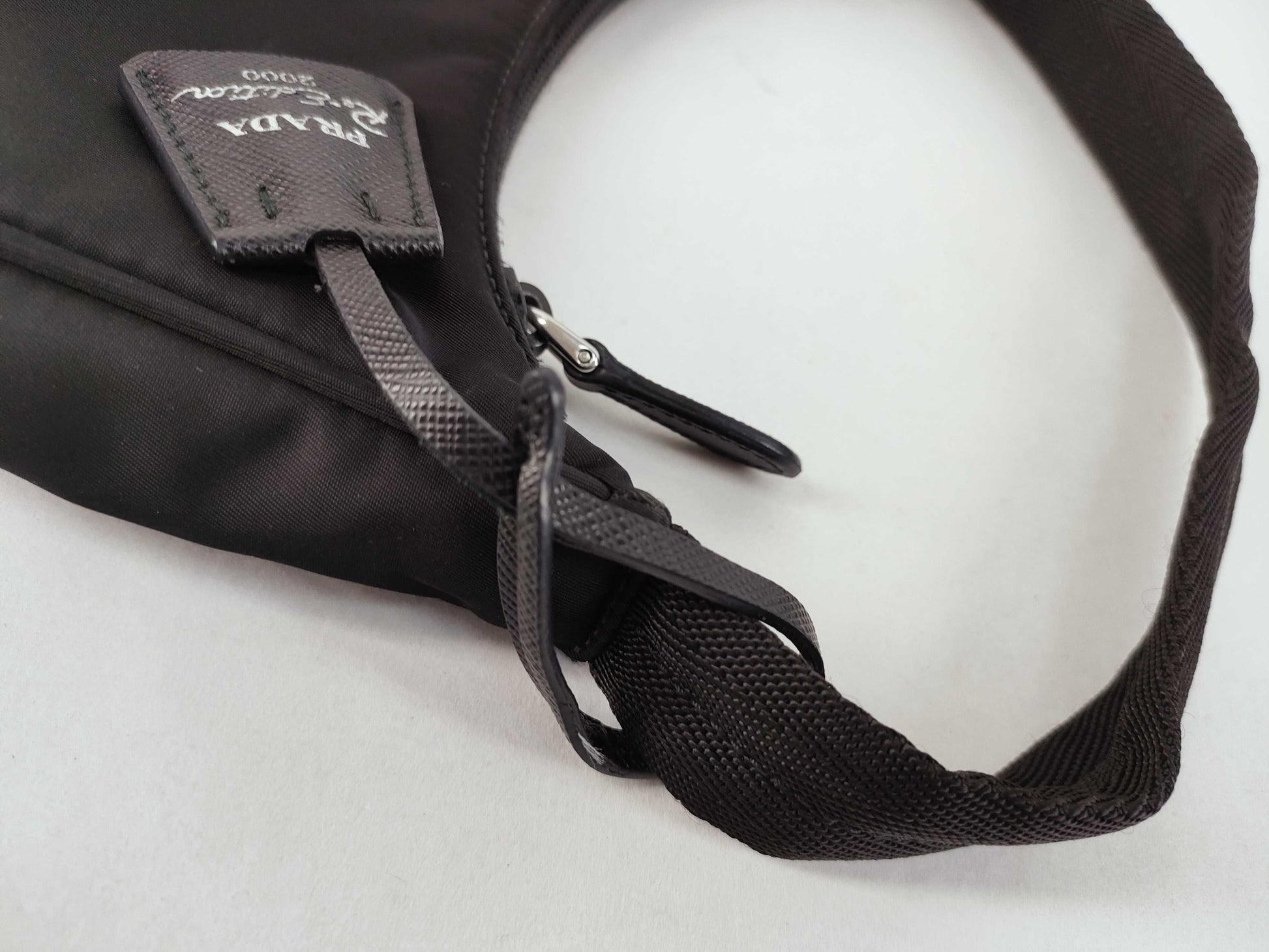 PRADA Nylon Prada Re-Edition 2000 One-Shoulder Bag Black Bag Shoulder Bag