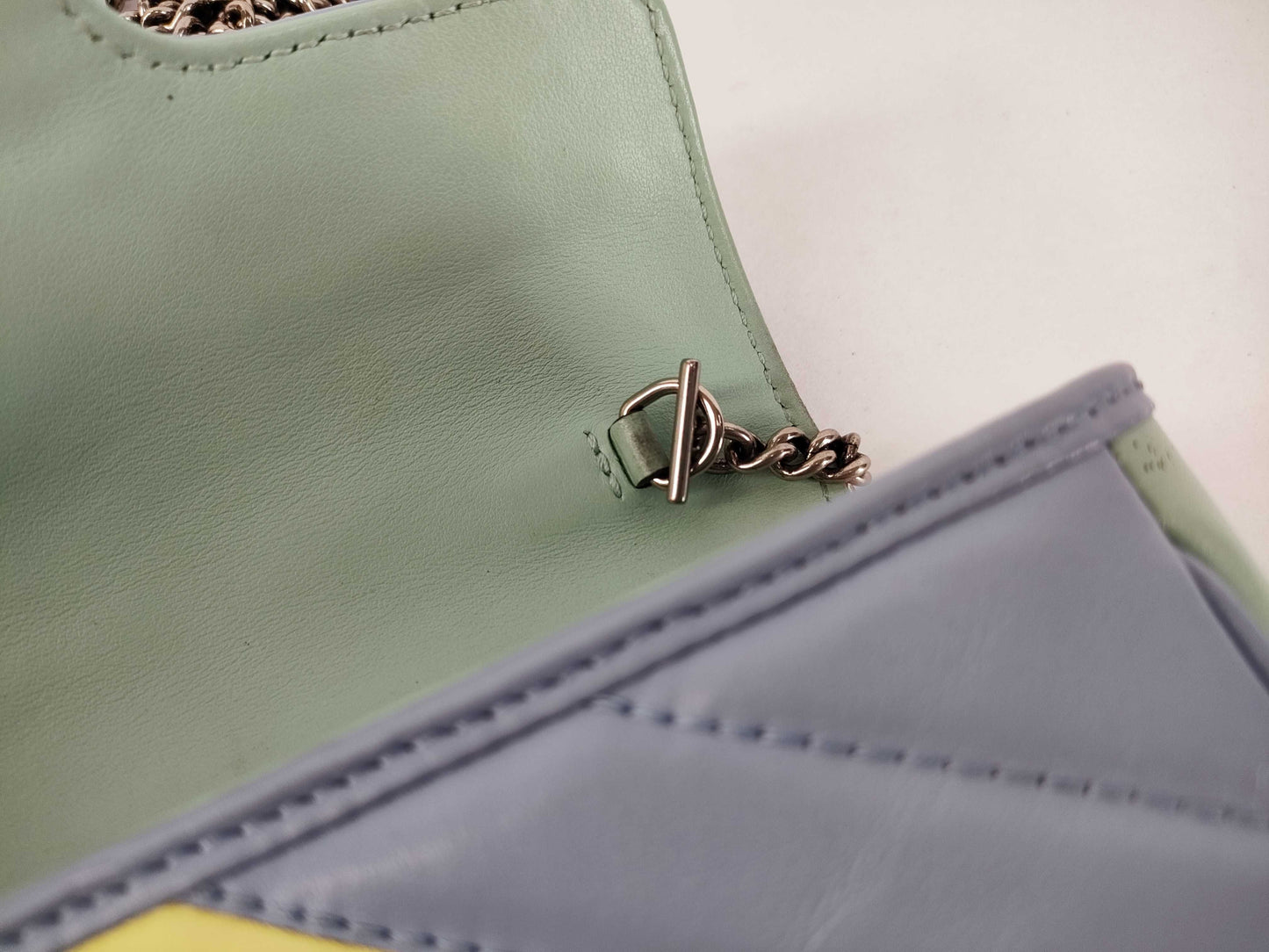 GUCCI GG Marmont Multicolor Leather Shoulder Bag 476433