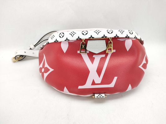 LOUIS VUITTON Louis Vuitton Bum Bag Giant Monogram Waist Bag