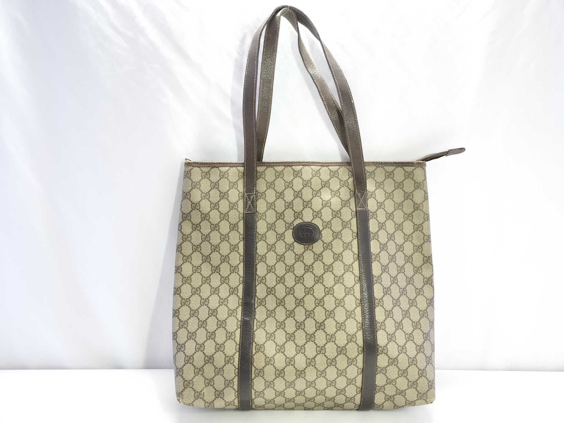 GUCCI GG Supreme Gucci Tote Bag Title Random Tote Bag