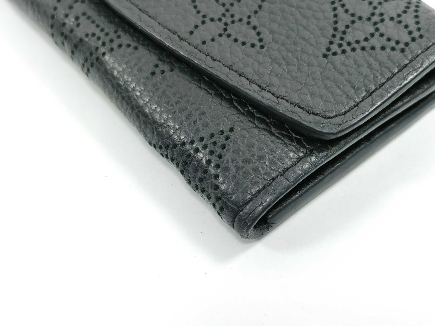 LOUIS VUITTON Mahina LOUIS VUITTON LV Mahina Multicle 4 M64054 Key Case Key Holder Key Case Key Holder