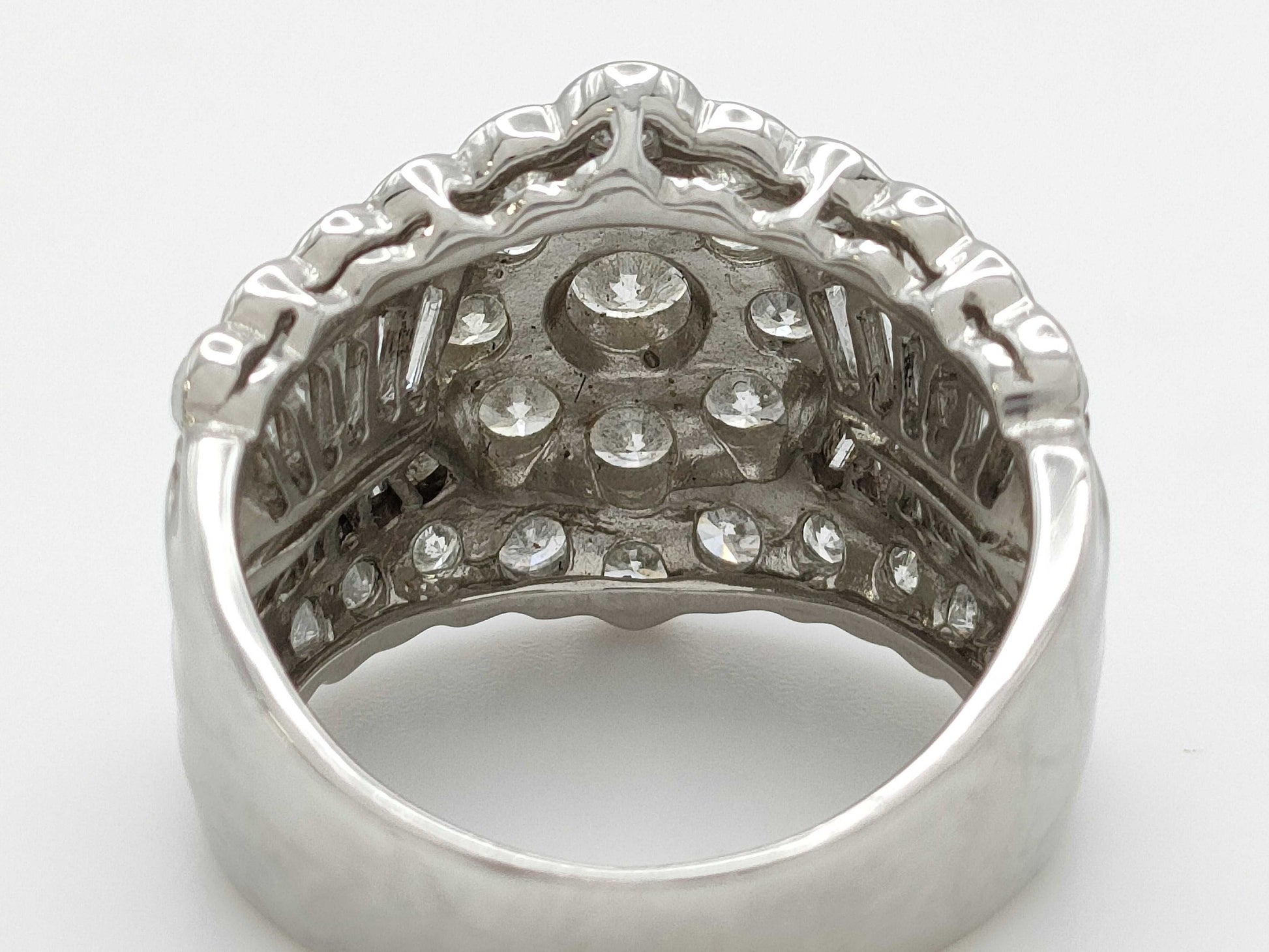 D3.00ct PT900 10.2g Ring 